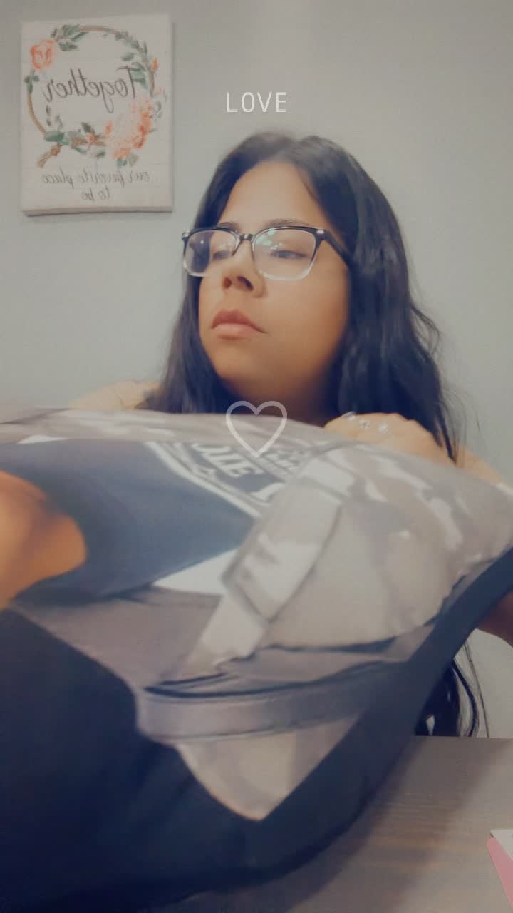 Video story thumbnail